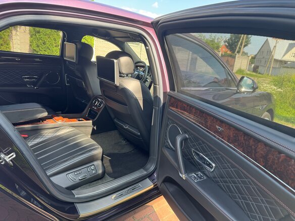 2014 Bentley Flying Spur II, красный, 6150000 рублей - вид 21
