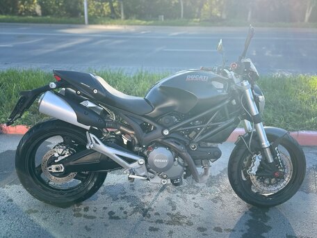 2011 Ducati Monster 696, чёрный, 550000 рублей, вид 5