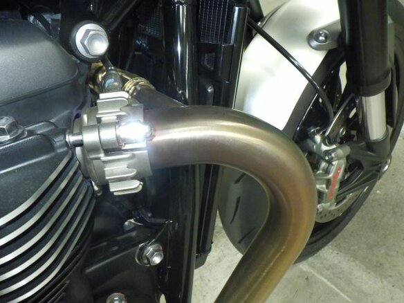 2023 Triumph Speed Twin, серебристый, 1000000 рублей - вид 6