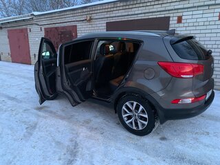 2014 Kia Sportage III Рестайлинг, коричневый, 1600000 рублей, вид 5