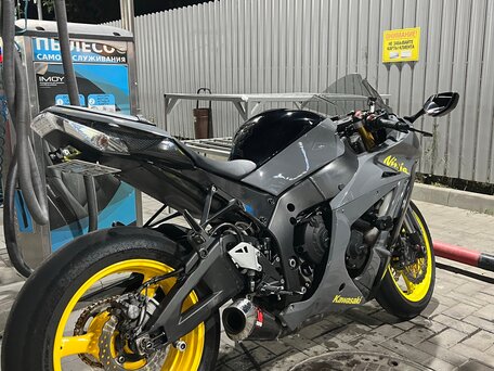 2012 Kawasaki ZX-10R Ninja, серый, 860000 рублей, вид 2