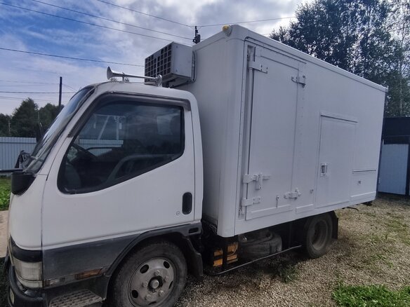 2001 Mitsubishi Minicab, белый, 890000 рублей - вид 3