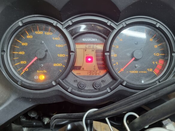 2011 Suzuki V-Strom DL 650, белый, 590000 рублей - вид 13