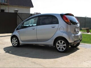 2007 Mitsubishi i, чёрный, 700000 рублей, вид 3
