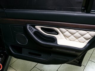 1997 BMW 7 серии Long 750Li III (E38), чёрный, 9000000 рублей, вид 4