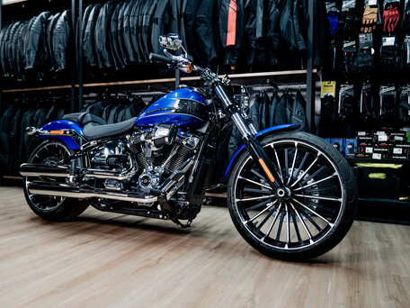 2024 Harley-Davidson Breakout, синий, 3350000 рублей, вид 3
