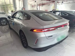2026 Changan Qiyuan A06 28.39 kWh, серебристый, 2470000 рублей, вид 4