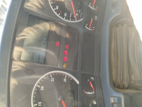 2005 MAN 18, зелёный, 850000 рублей, вид 5