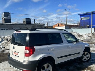 2011 Skoda Yeti I, белый, 850000 рублей, вид 5