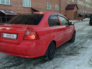 2010 Chevrolet Aveo I Рестайлинг, красный, 650000 рублей, вид 5