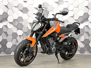 2018 KTM 790 Duke, оранжевый, 519000 рублей, вид 2