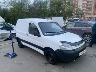 2011 Citroen Berlingo I Рестайлинг, белый, 378000 рублей, вид 3