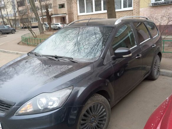 2010 Ford Focus II Рестайлинг, серый, 580000 рублей - вид 1