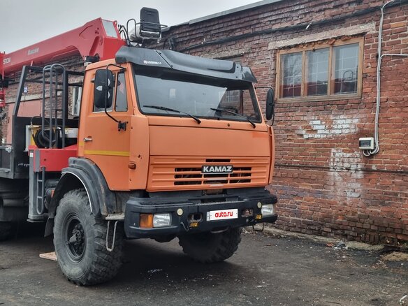 2011 КамАЗ 43118, оранжевый, 6500000 рублей