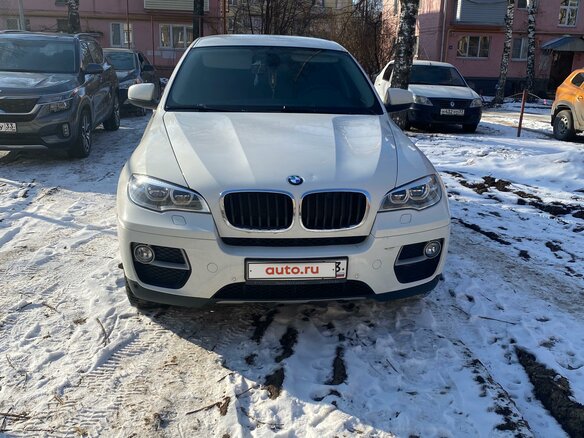 2014 BMW X6 35i I (E71) Рестайлинг, белый, 2800000 рублей - вид 1