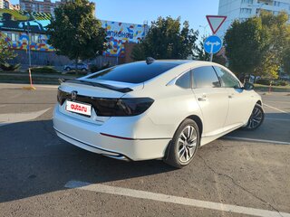 2018 Honda Accord X, белый, 2250000 рублей, вид 4