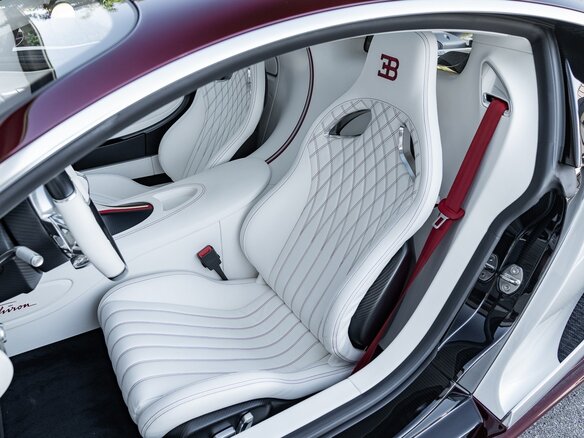2021 Bugatti Chiron, белый - вид 5