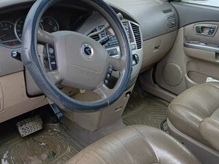 2004 Kia X-Trek, серый, 475000 рублей, вид 4