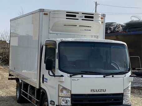 2009 Isuzu Elf (N-series), белый, 1700000 рублей, вид 1
