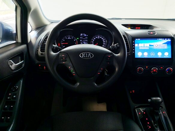 2019 Kia Cerato III Рестайлинг (Classic), белый, 1520000 рублей - вид 15