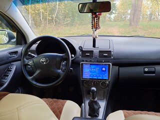 2008 Toyota Avensis II Рестайлинг, серебристый, 750000 рублей, вид 2