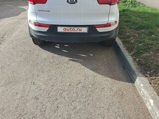 2015 Kia Sportage III Рестайлинг, белый, 1950000 рублей, вид 3