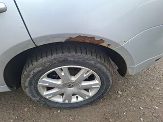 2006 Volkswagen Touareg I, серебристый, 799000 рублей, вид 4