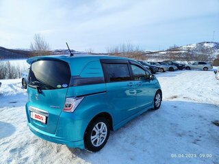 2011 Honda Freed Spike I Рестайлинг, зелёный, 790000 рублей, вид 2