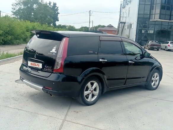 2006 Mitsubishi Grandis I, чёрный, 970000 рублей - вид 6