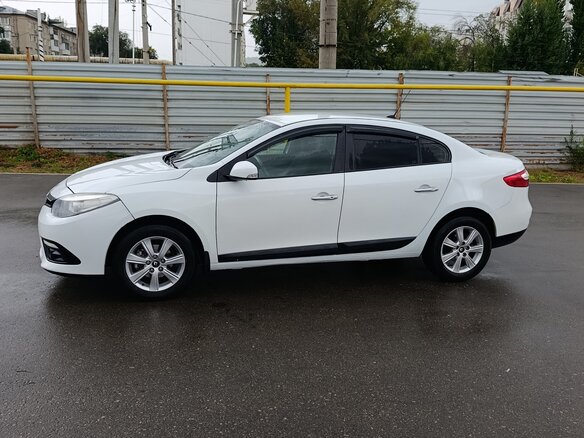 2013 Renault Fluence I, белый, 690000 рублей - вид 9