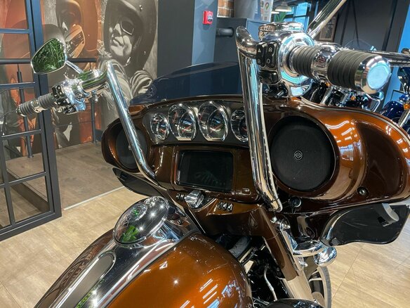 2019 Harley-Davidson CVO Limited, коричневый, 3850000 рублей - вид 19