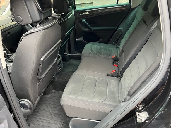 2019 Volkswagen Tiguan II, чёрный, 2490000 рублей - вид 5