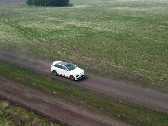 2023 Xpeng G9 650, белый, 5390000 рублей - вид 20