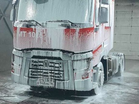 1998 Renault Premium, красный, 2800000 рублей, вид 1