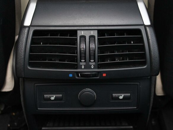 2008 BMW X6 35i 6-speed I (E71), красный - вид 24