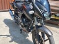 2020 Bajaj Pulsar 180, чёрный, 148000 рублей - вид 1