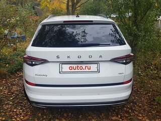2021 Skoda Kodiaq I Рестайлинг, белый, 3350000 рублей, вид 5