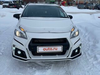 2010 Toyota Prius III (XW30), белый, 999000 рублей, вид 2