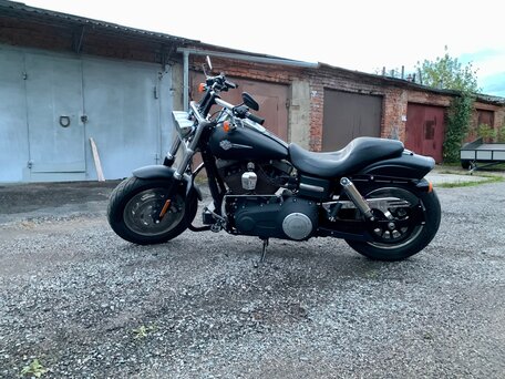 2013 Harley-Davidson Fat Bob, чёрный, 1100000 рублей, вид 2
