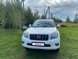 2010 Toyota Land Cruiser Prado 150 Series, белый, 2650000 рублей, вид 2