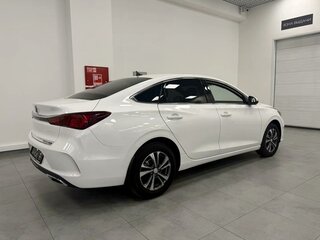 2024 Changan Eado Plus I, белый, 2489900 рублей, вид 3