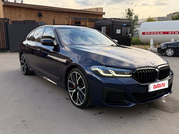 2020 BMW 5 серии 530d xDrive VII (G30/G31/G38) Рестайлинг, синий, 5600000 рублей - вид 3