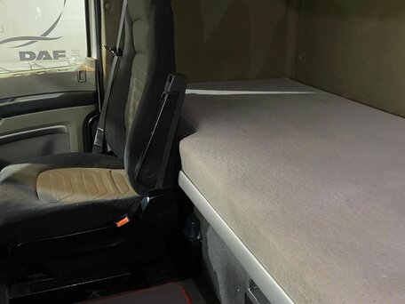 2010 DAF XF 105, белый, 3750000 рублей, вид 4