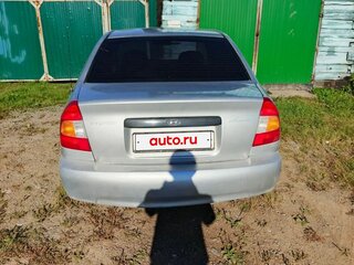 2004 Hyundai Accent ТагАЗ II, серебристый, 260000 рублей, вид 4