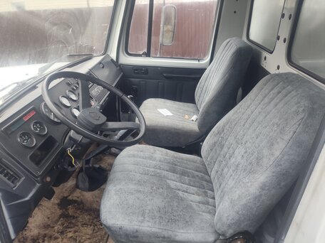2001 ГАЗ 3308, белый, 500000 рублей, вид 4
