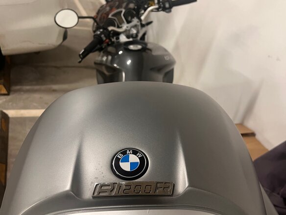 2011 BMW K 1200 R, серый, 650000 рублей - вид 1