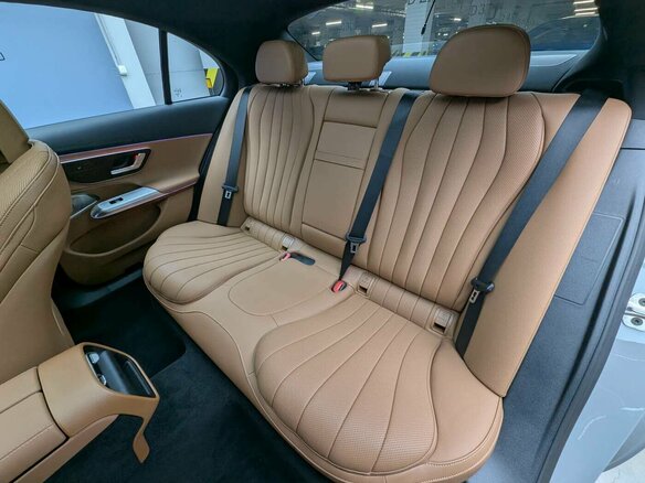 2026 Mercedes-Benz E-Класс 300 VI (W214, S214), серый, 9999999 рублей - вид 7