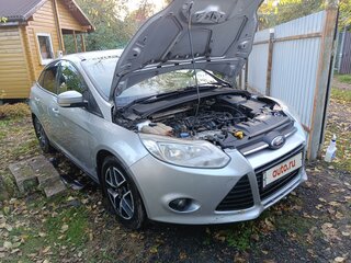 2012 Ford Focus III, серебристый, 780000 рублей, вид 3