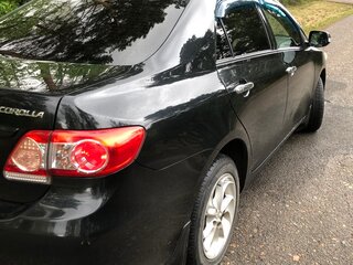 2012 Toyota Corolla X (E140, E150) Рестайлинг, чёрный, 850000 рублей, вид 4