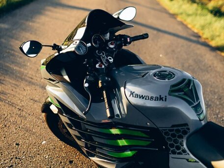 2013 Kawasaki ZX-14R, серый, 750000 рублей, вид 5